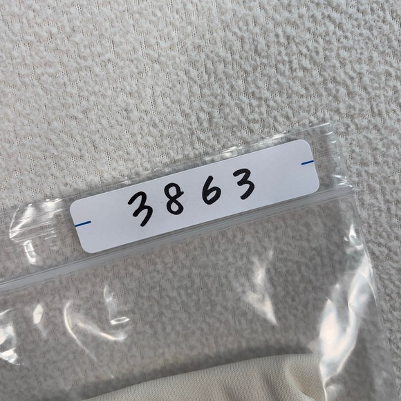 Uniqlo Roger Federer Tennis Polo Men's L Cream RF 2021 Doha Dubai Qatar Henley - Picture 16 of 16